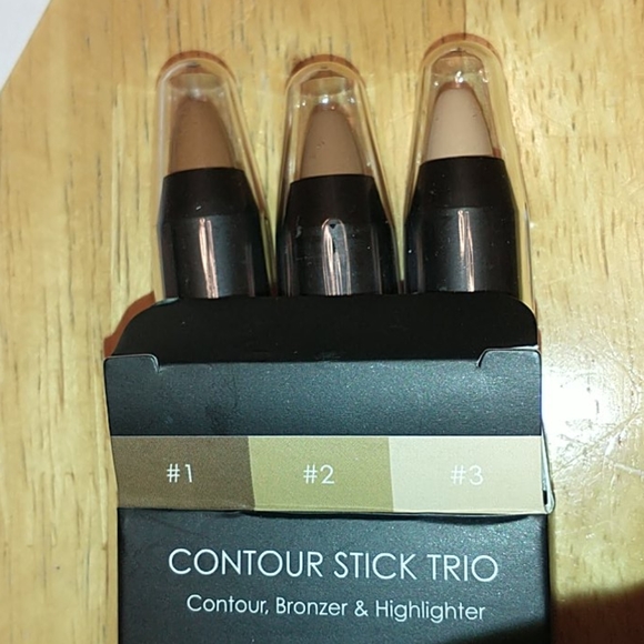 3/$15 Be A Bombshell Contour Stick Trio - Picture 3 of 3